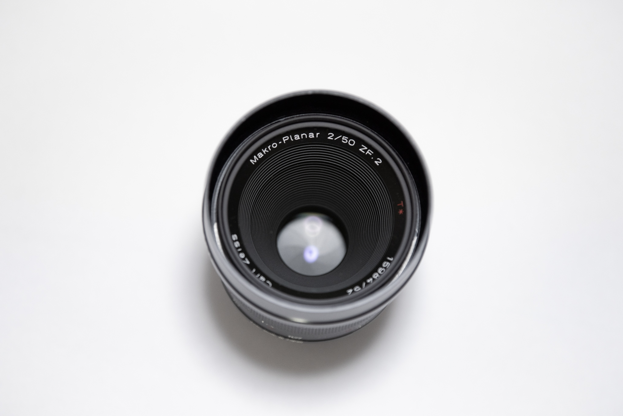 Carl Zeiss Makro-Planar T* 2/50 ZF.2の外観写真1